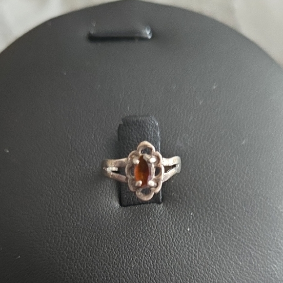 Vintage Sterling Silver Ring With Garnet - Picture 1 of 4